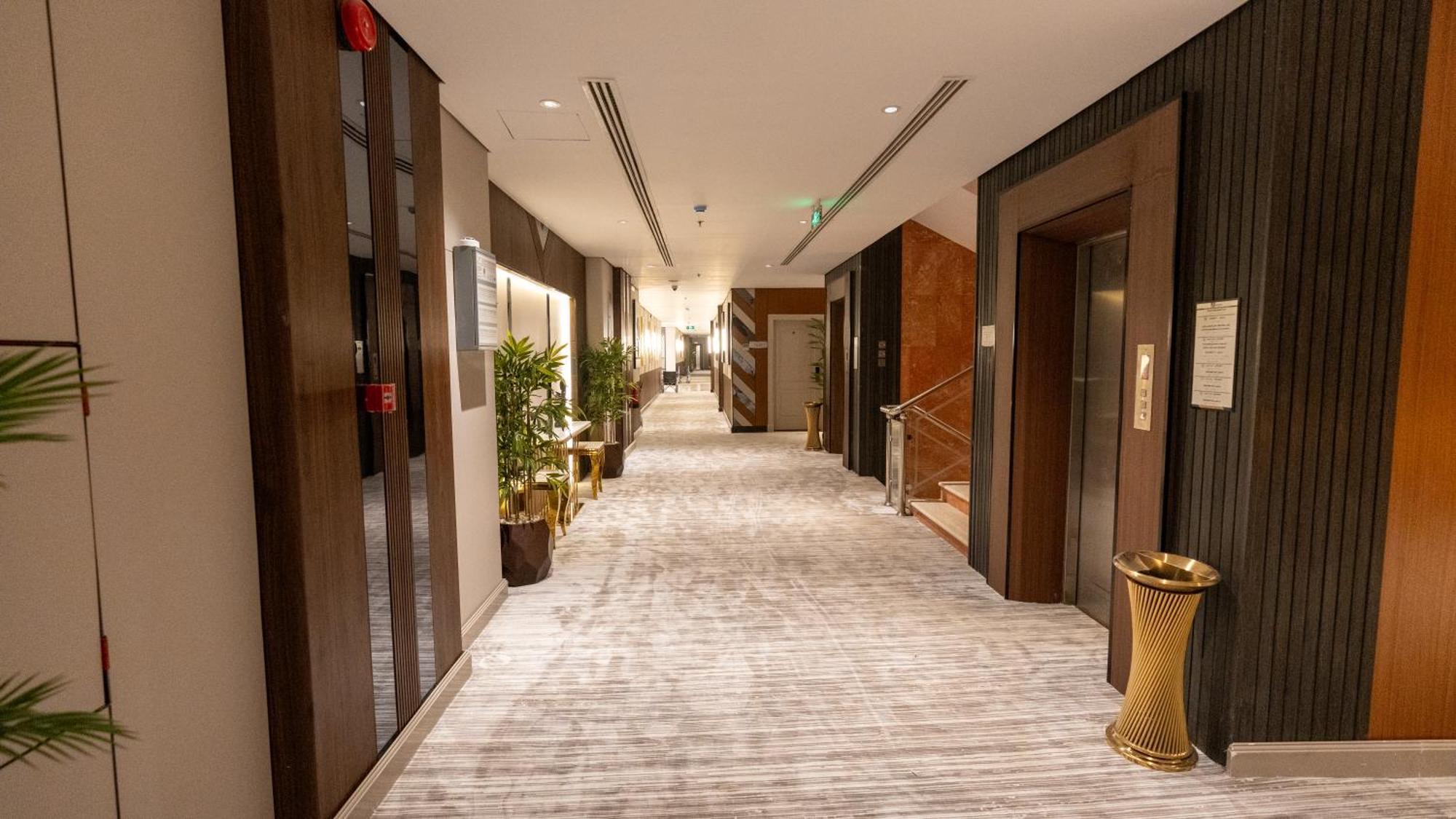 Brzeen Hotel Riyad Extérieur photo