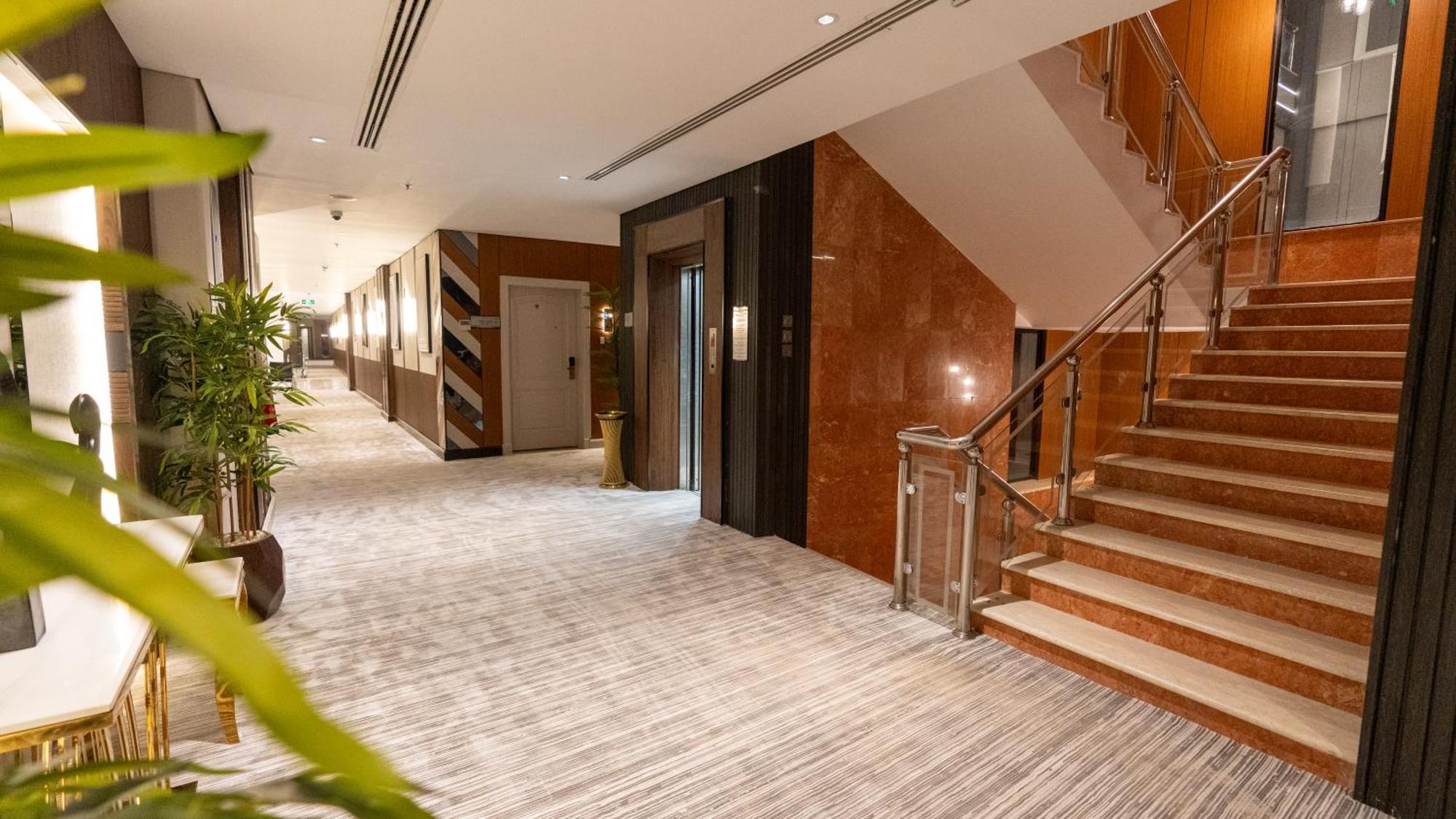 Brzeen Hotel Riyad Extérieur photo
