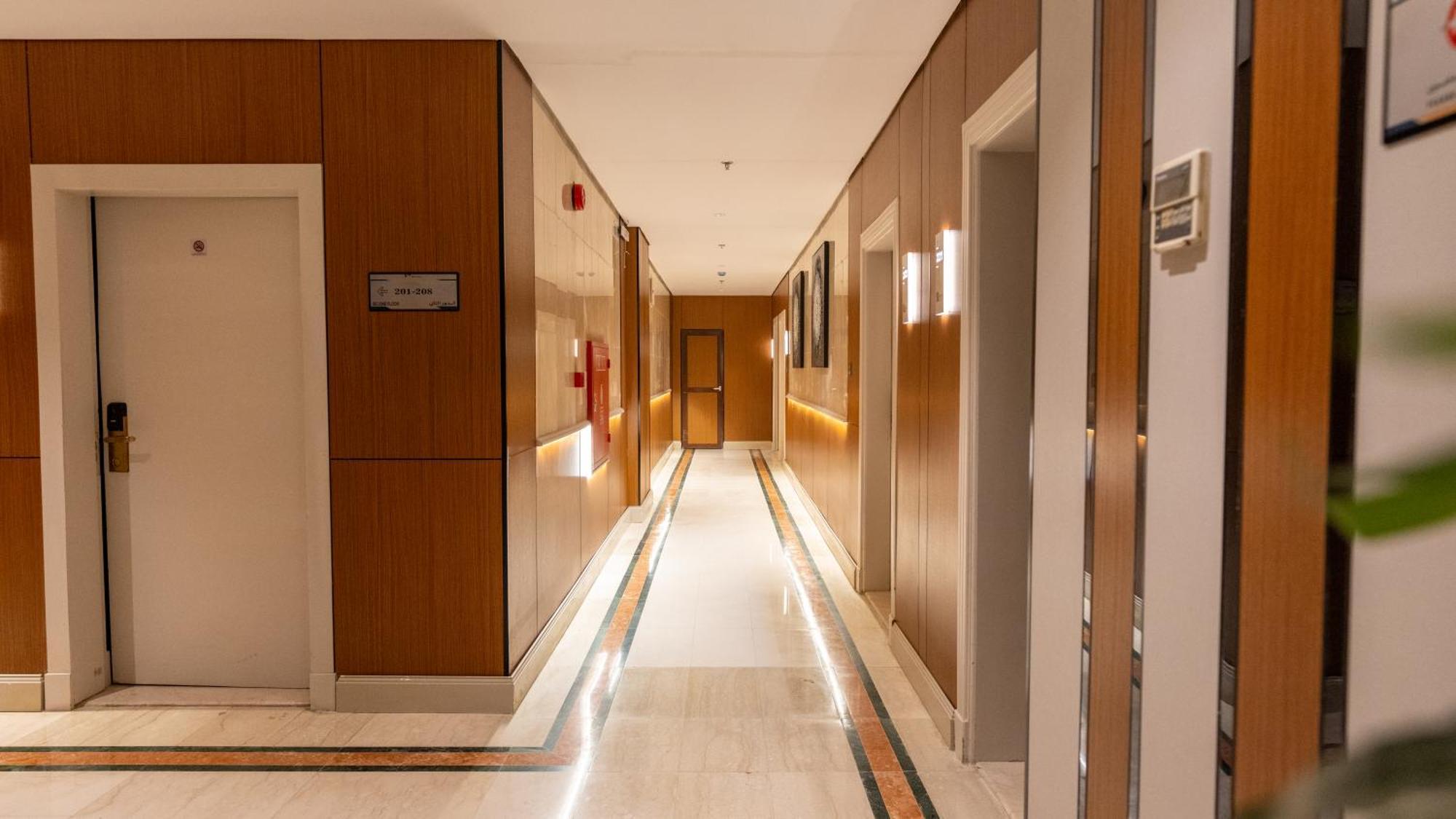Brzeen Hotel Riyad Extérieur photo